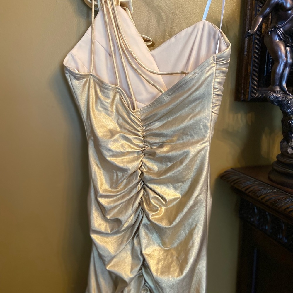 Roberta One Shoulder Rushed Dress - Picture 4 of 9